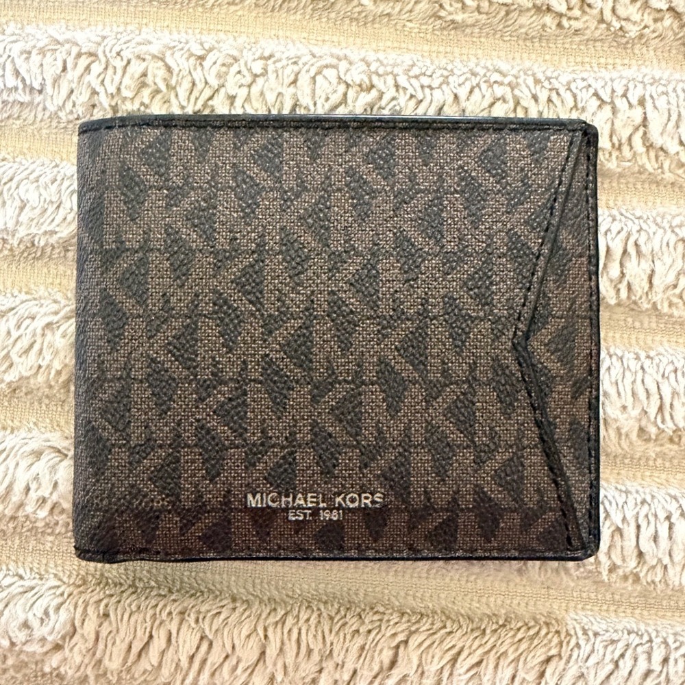 Michael Kors Mens Signature Logo Print Bifold Wallet Brown Black MK Logo